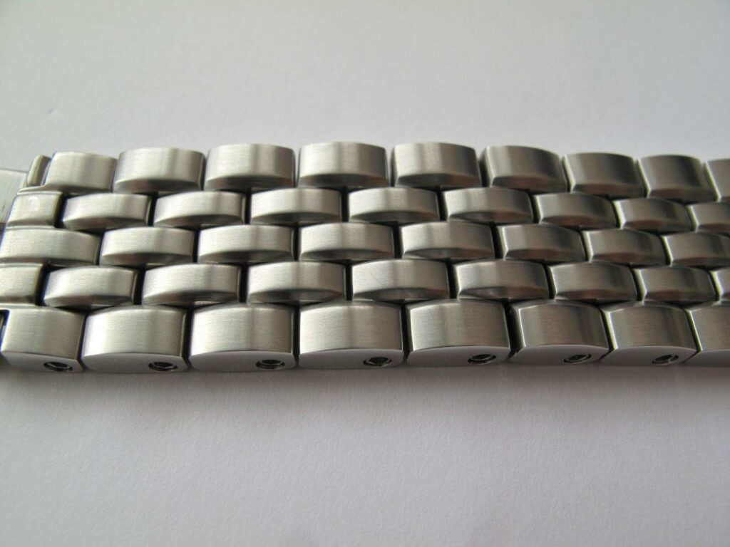 Bathsycaphe 300 Stainless Steel BOR bracelet with automatic ratcheting extension