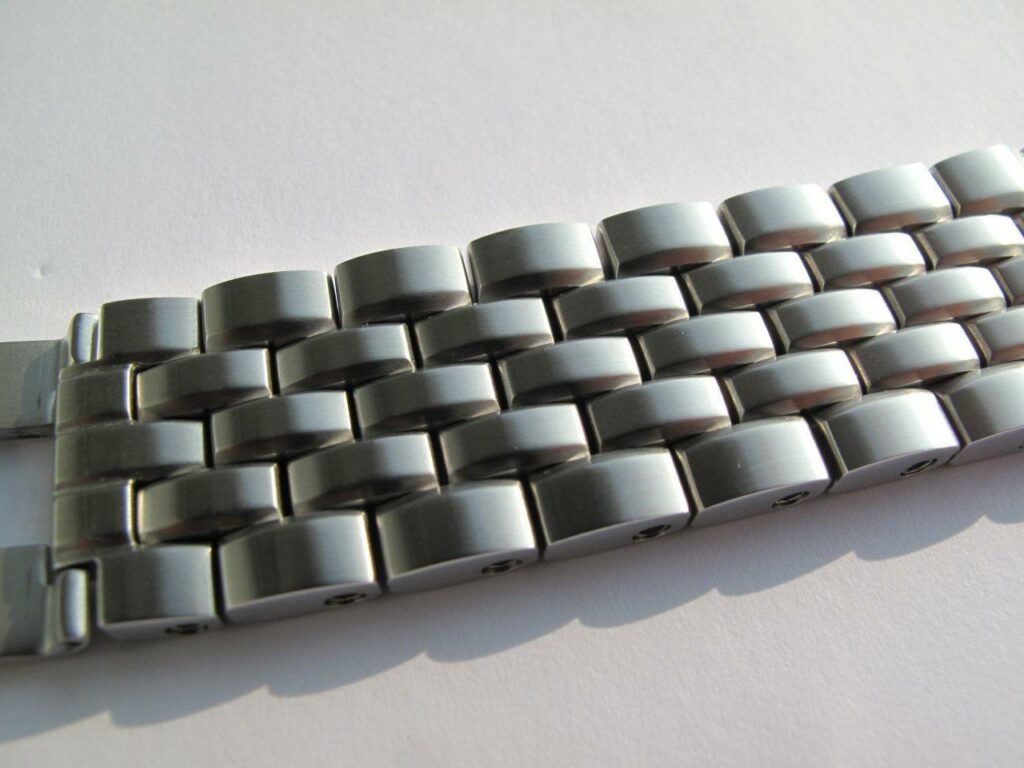 Bathsycaphe 300 Stainless Steel BOR bracelet with automatic ratcheting extension